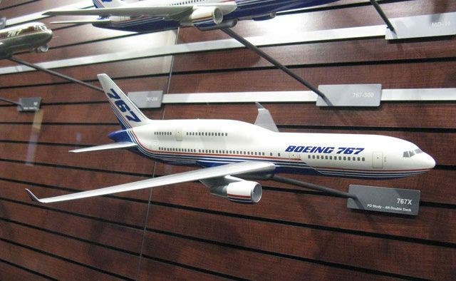 B767X maqueta